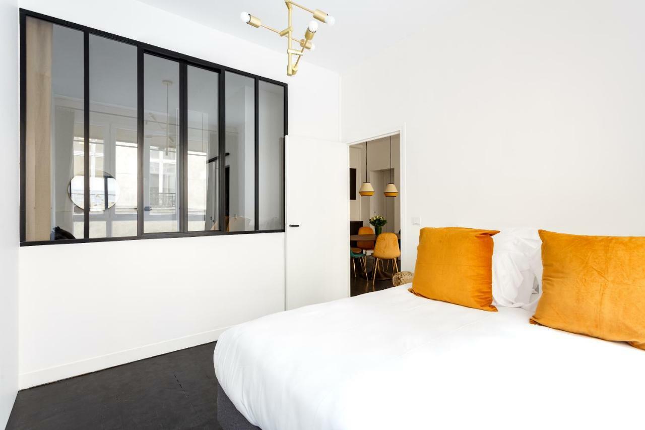 Habitat Parisien - Ponthieu Champs Elysees Apartment *